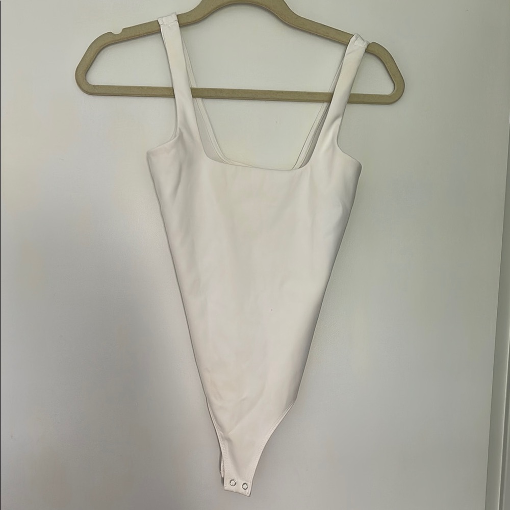Good American White Body Suit